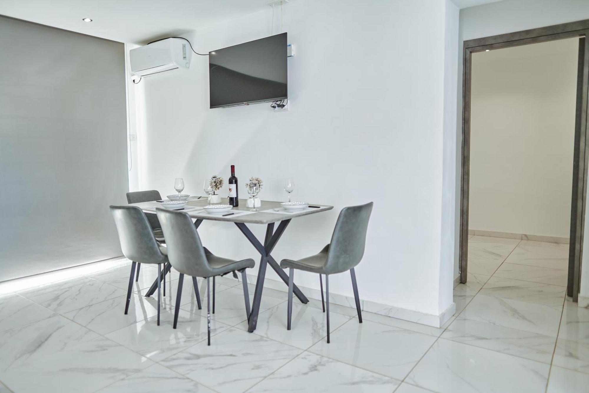 Nissi Adonis Suites Ayía Nápa Extérieur photo